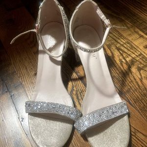 De Blossom wedding collection heels. Women’s size 10.